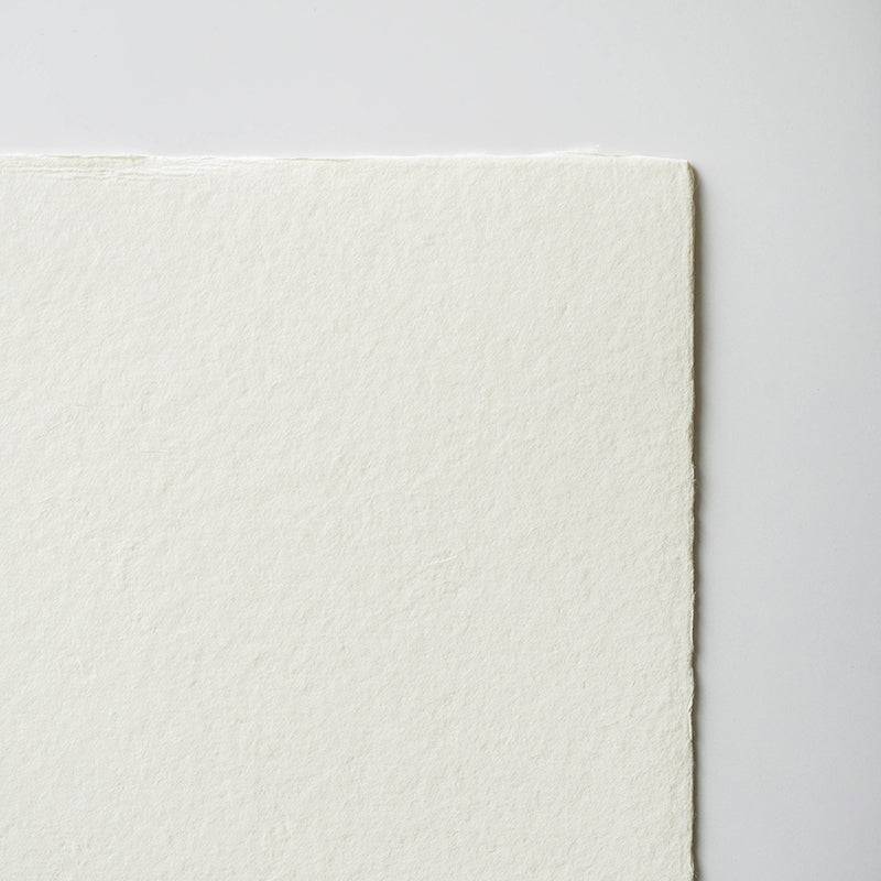 Bizan Handmade Medium 200gsm Natural (Deckle Edges) - awagami factory